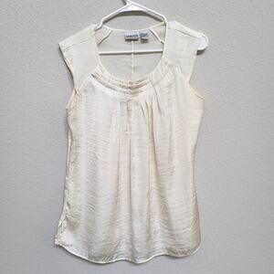 Chico's Cream  Sleeveless Top Size Medium 8 Chicos 1 Pleated Front Blouse